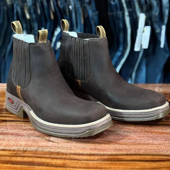 Bota Ortopédica Cano Curto em Couro Legítimo + BRINDES: Cinto, Boné, Carteira e Relógio Avivalar